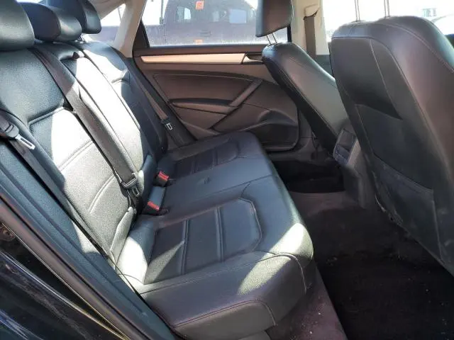 2012 VOLKSWAGEN PASSAT SE  