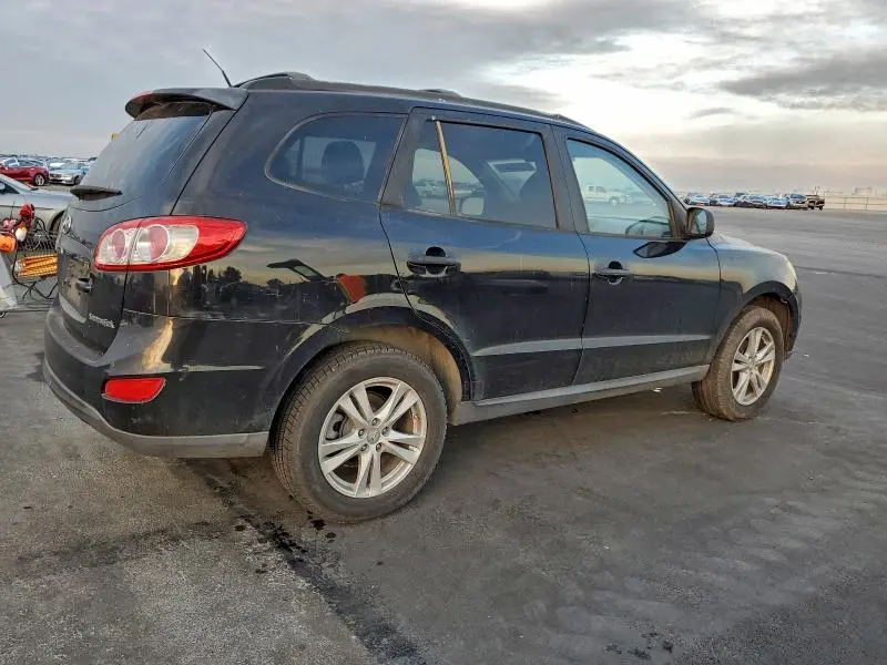 2010 HYUNDAI SANTA FE SE  