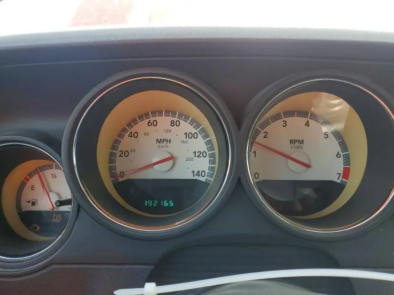 2010 DODGE CHALLENGER SE  