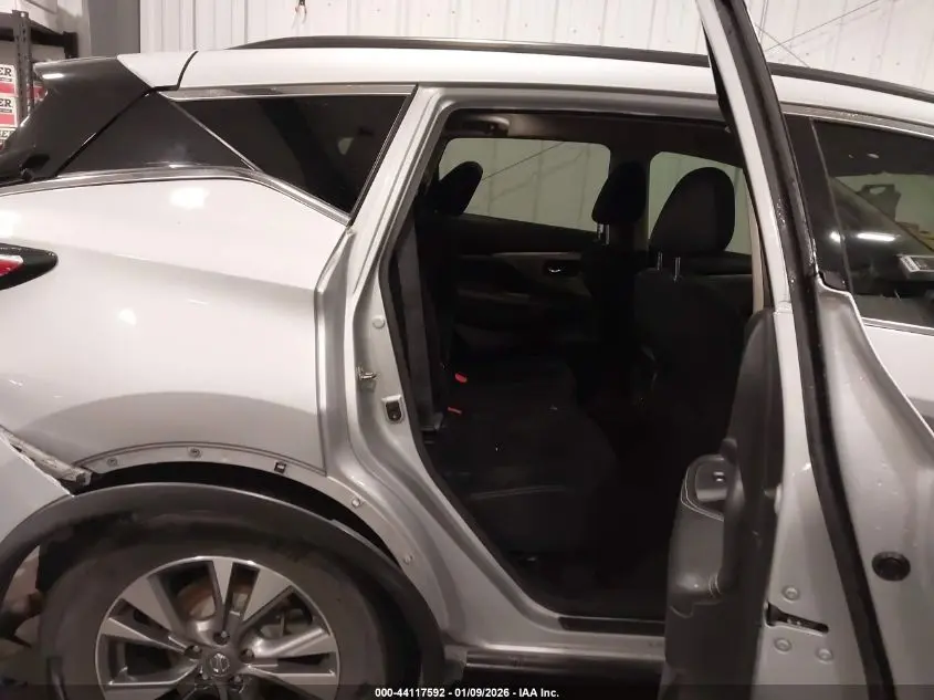 2018 NISSAN MURANO SV