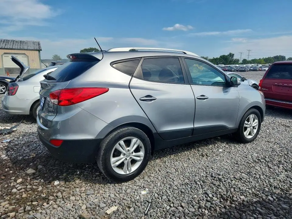 2013 HYUNDAI TUCSON GLS  