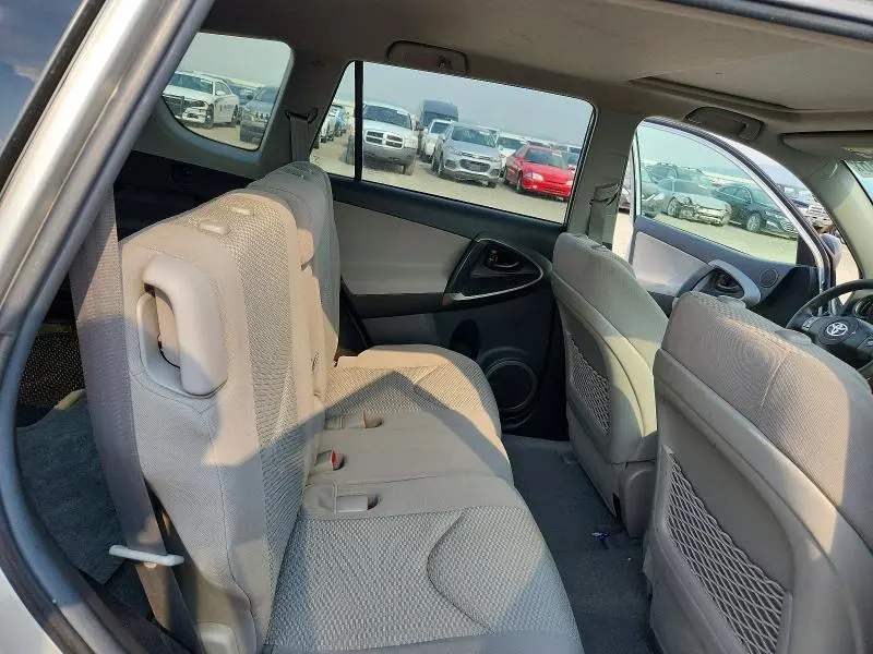 2011 TOYOTA RAV4 BASE  
