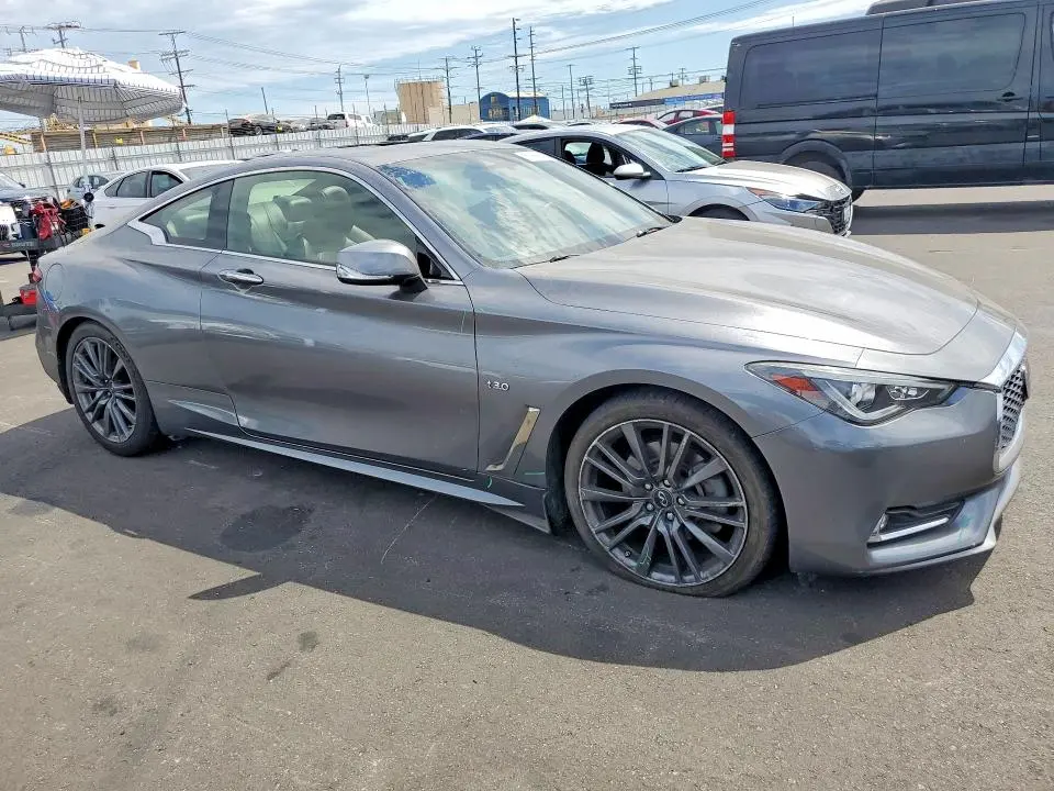 2019 INFINITI Q60 3.0T LUXE  