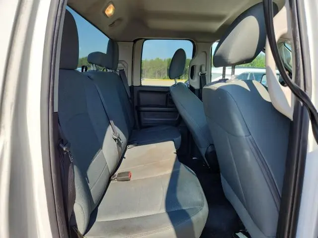 2016 RAM 1500 ST  