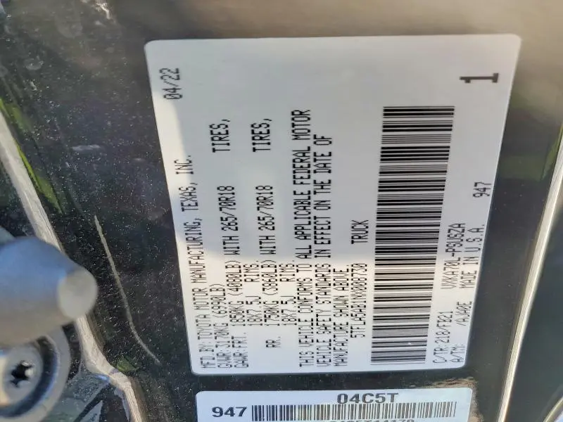 2022 TOYOTA TUNDRA SR5  