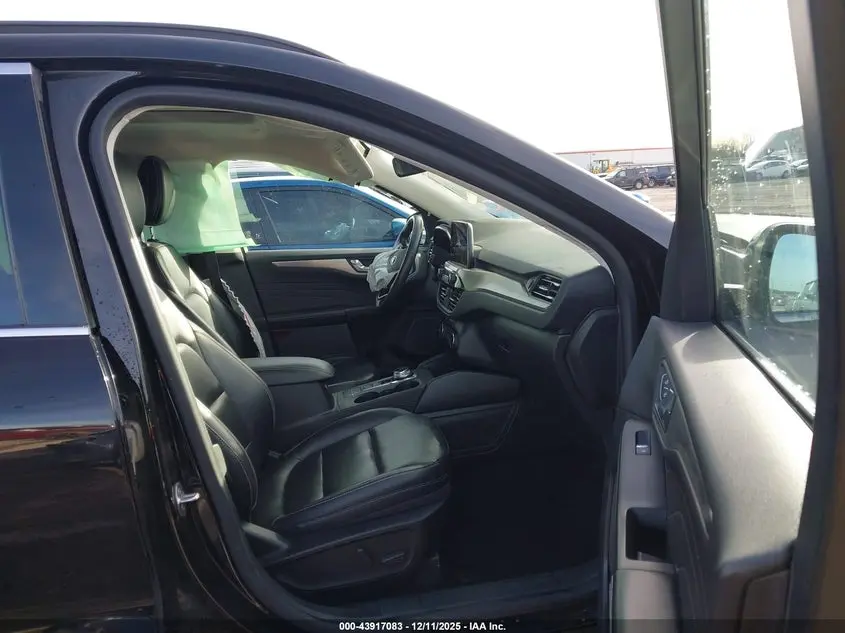 2021 FORD ESCAPE TITANIUM