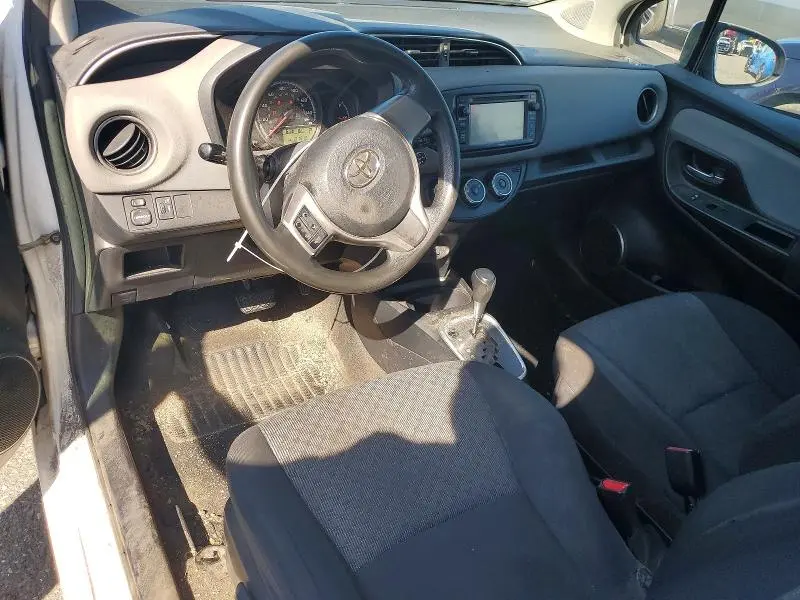 2015 TOYOTA YARIS 3-DOOR LE  