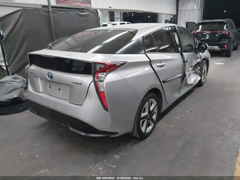 2016 TOYOTA PRIUS THREE TOURING