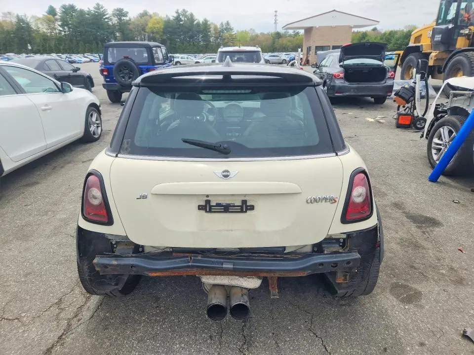 2010 MINI COOPER S  