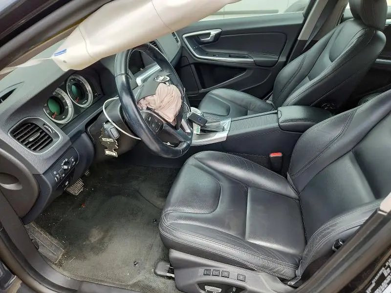 2013 VOLVO S60 T5  