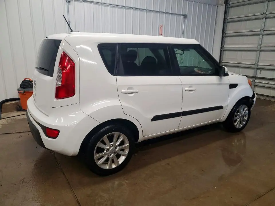 2012 KIA SOUL +  