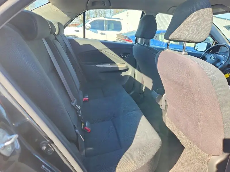 2010 TOYOTA YARIS BASE  