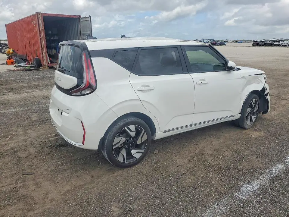 2024 KIA SOUL GT-LINE  