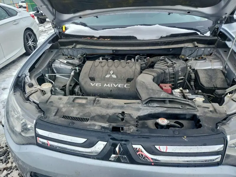 2014 MITSUBISHI OUTLANDER GT  