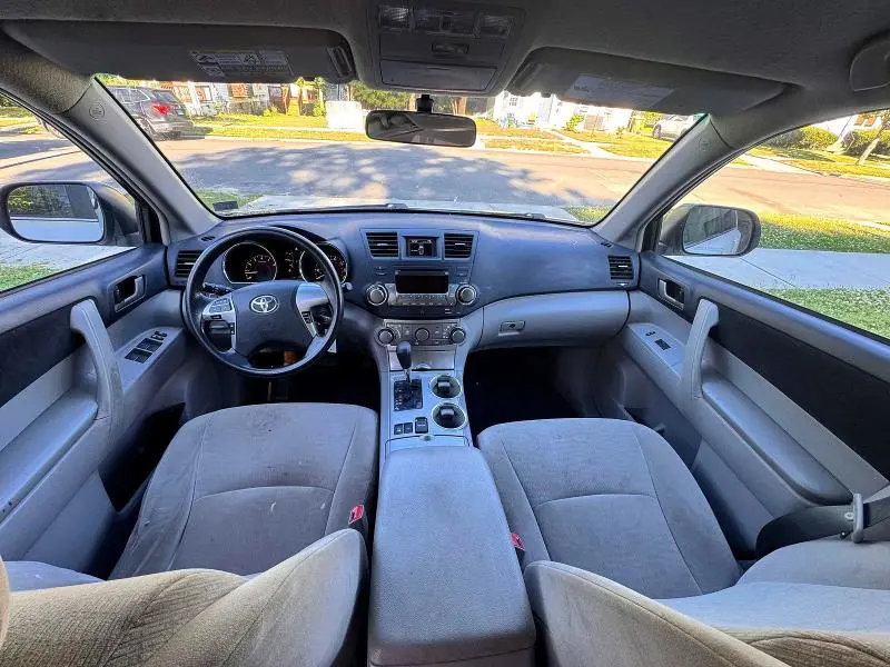 2011 TOYOTA HIGHLANDER BASE  
