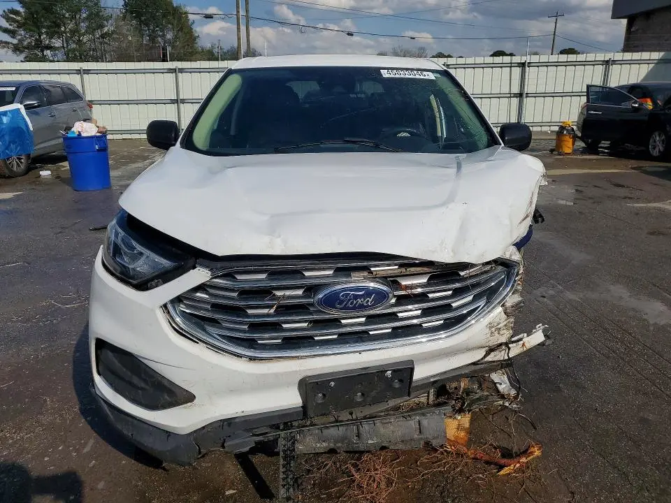 2022 FORD EDGE SE  