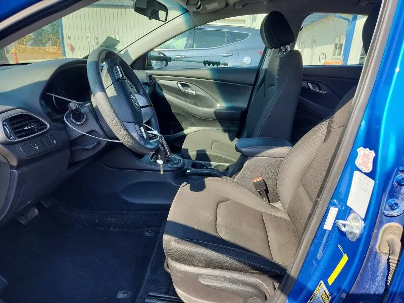 2018 HYUNDAI ELANTRA GT BASE  
