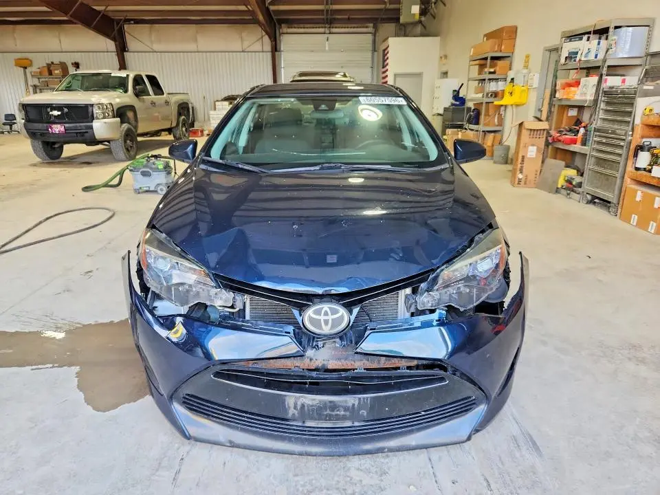 2018 TOYOTA COROLLA LE  