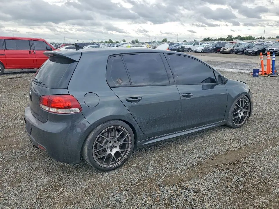2013 VOLKSWAGEN GOLF R   