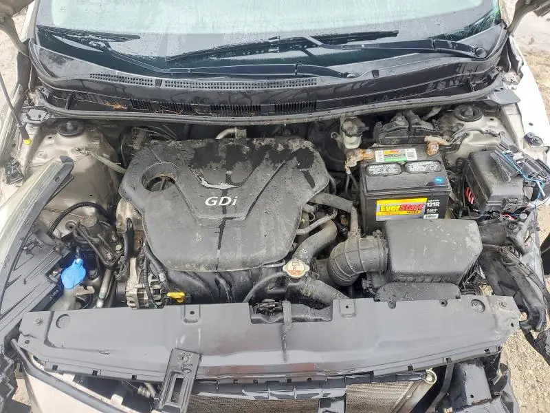 2013 HYUNDAI ACCENT GS  