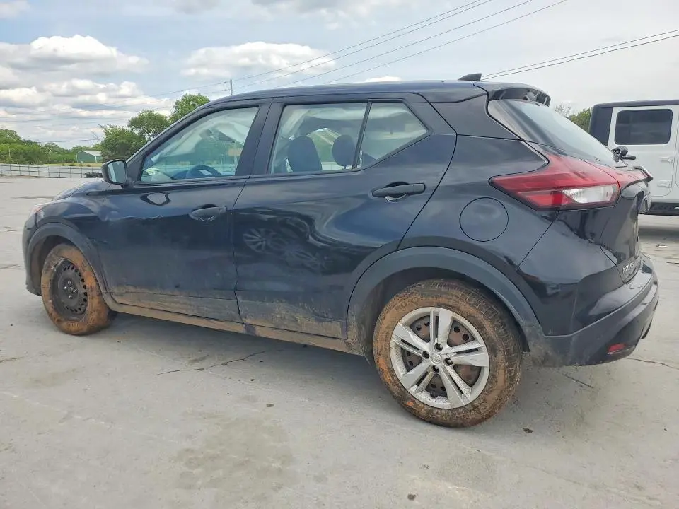 2021 NISSAN KICKS S  