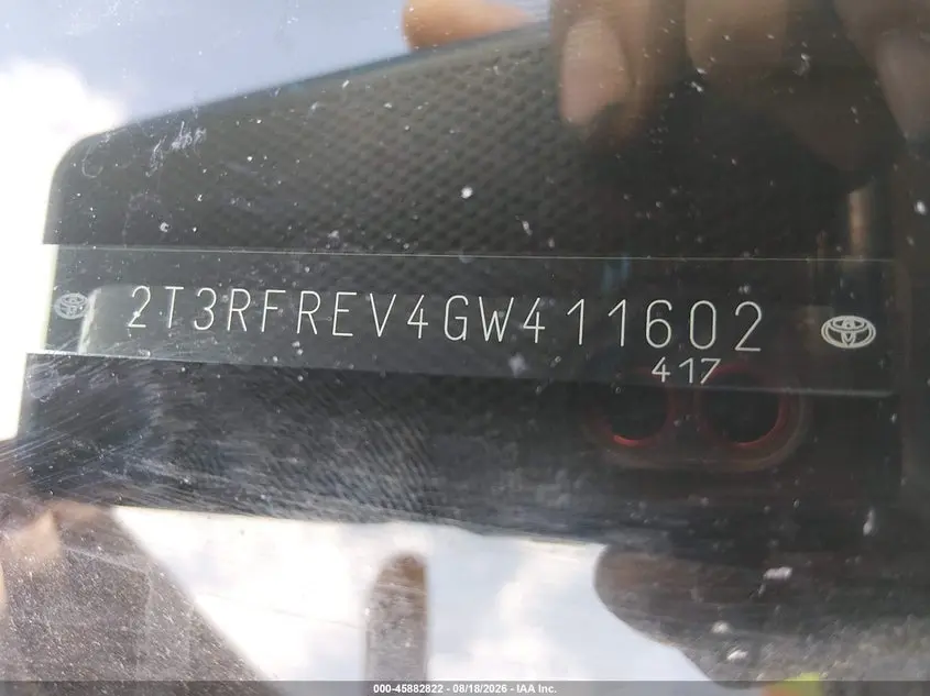 2016 TOYOTA RAV4 XLE