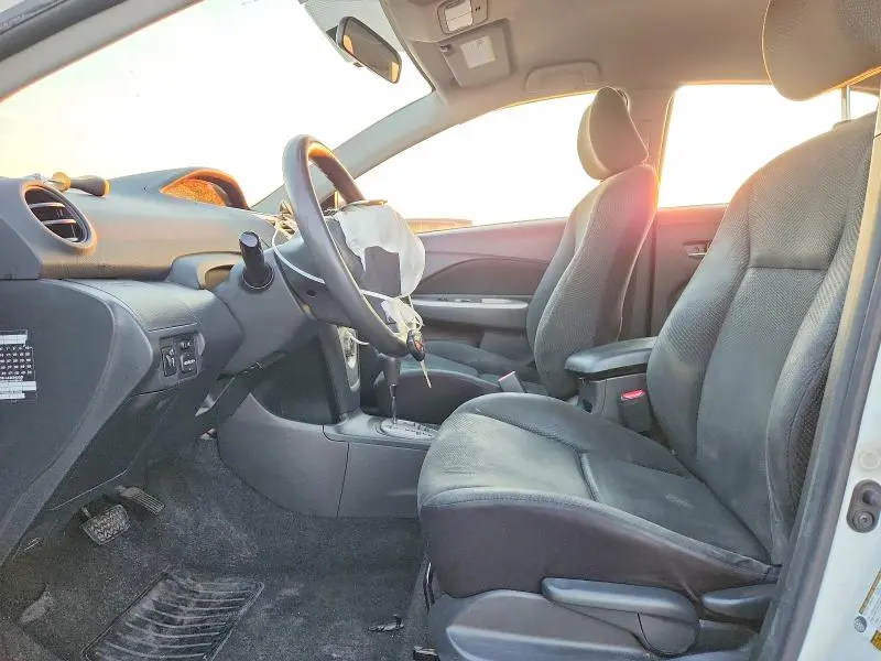 2010 TOYOTA YARIS BASE  