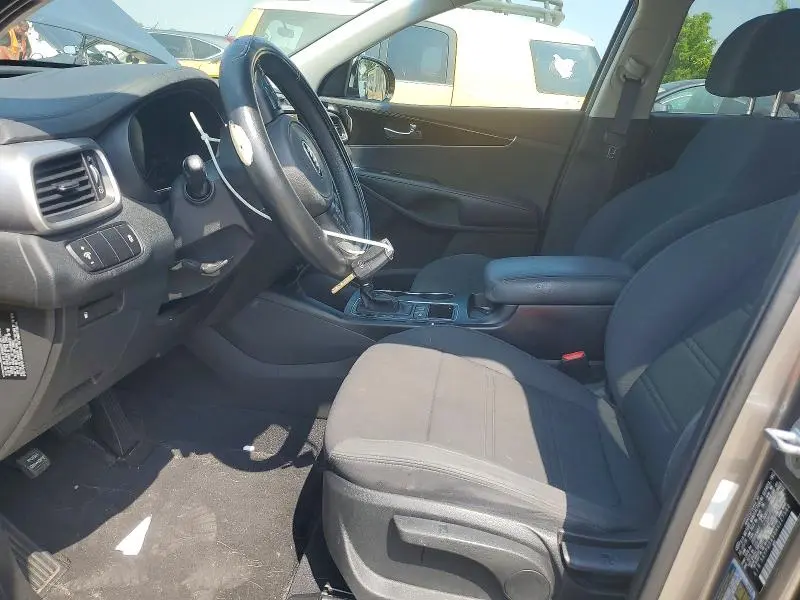 2017 KIA SORENTO LX V6  