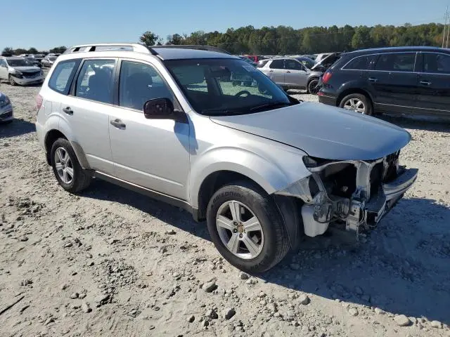 2010 SUBARU FORESTER XS  