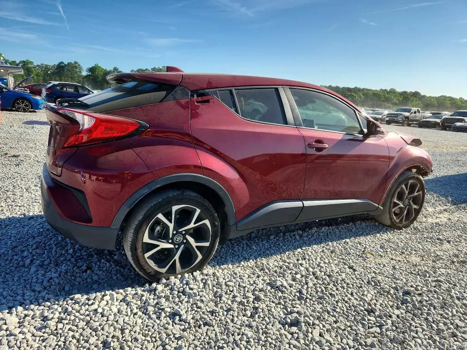 2019 TOYOTA C-HR XLE  