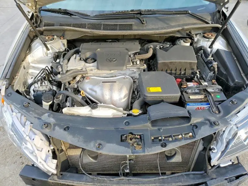 2013 TOYOTA CAMRY SE  
