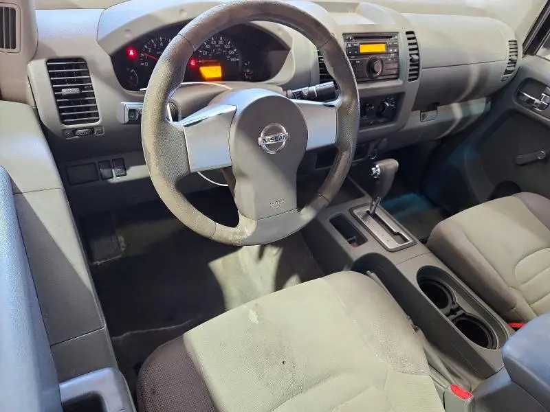 2013 NISSAN FRONTIER S  