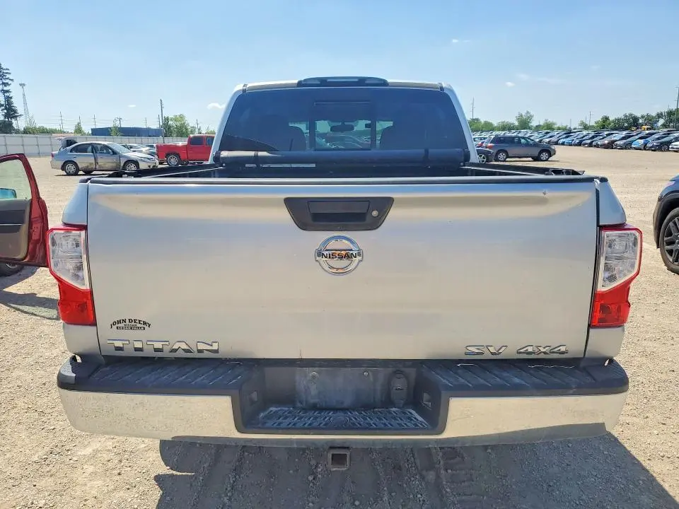 2019 NISSAN TITAN SV  