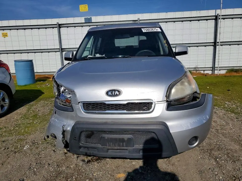 2010 KIA SOUL +  