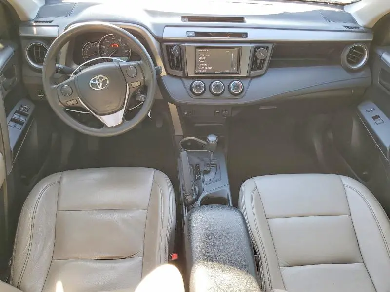 2016 TOYOTA RAV4 LE  