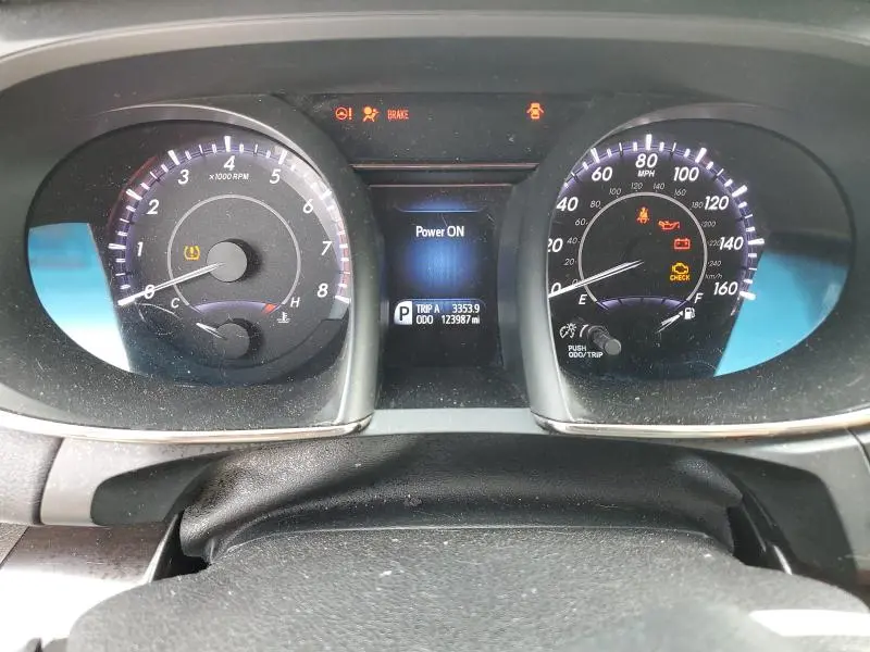 2016 TOYOTA AVALON XLE  