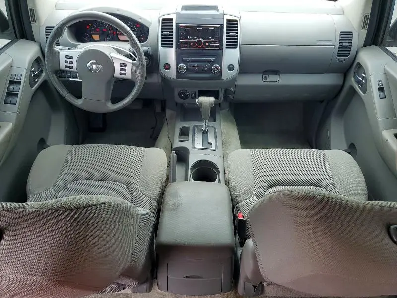 2014 NISSAN FRONTIER SV  
