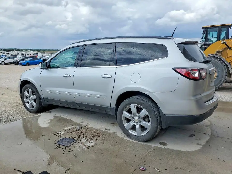 2017 CHEVROLET TRAVERSE LT  