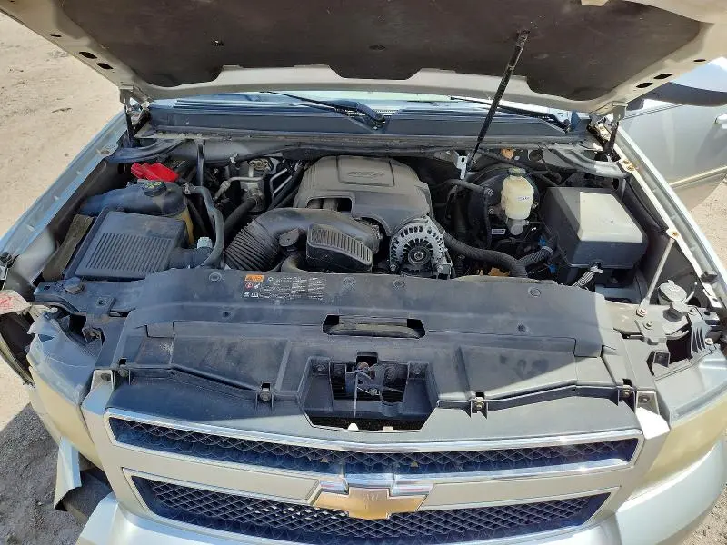 2011 CHEVROLET SUBURBAN C1500 LT  