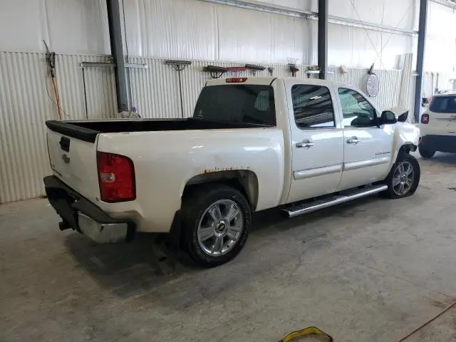 2011 CHEVROLET SILVERADO K1500 LT  