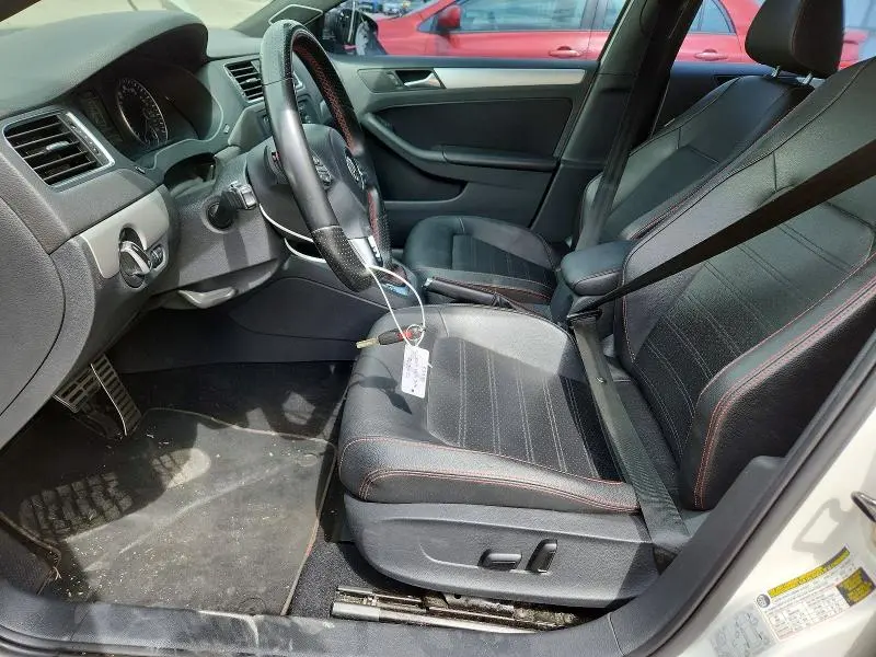 2013 VOLKSWAGEN JETTA GLI  
