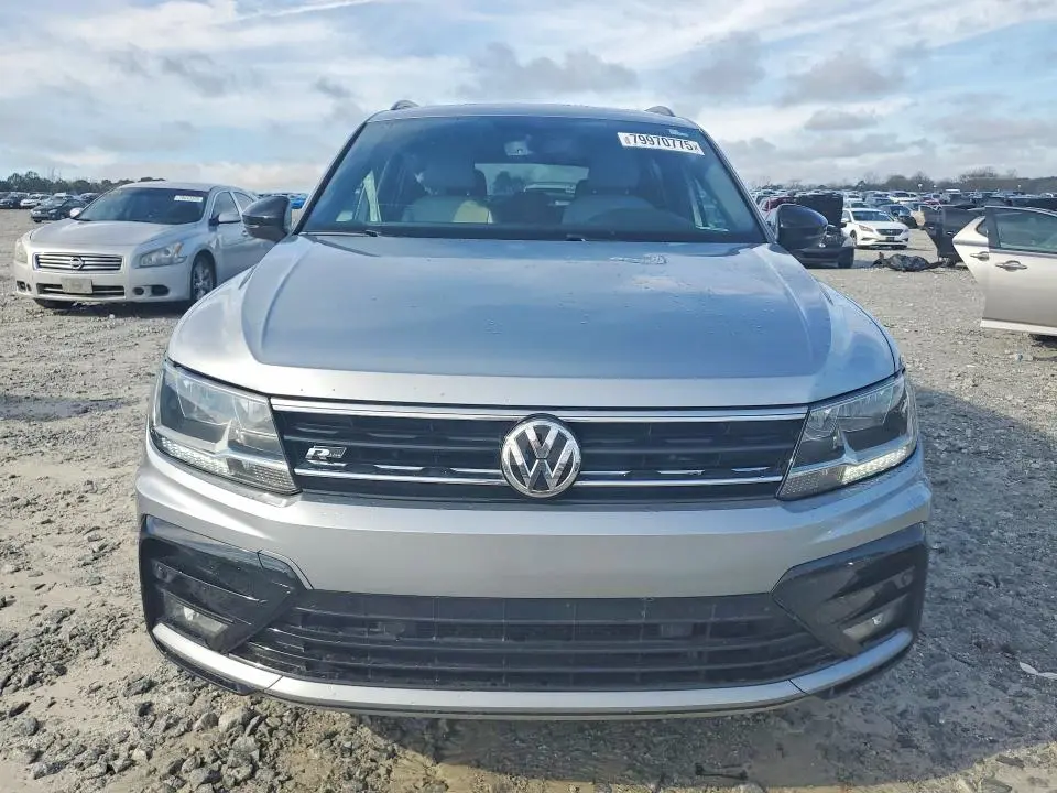2020 VOLKSWAGEN TIGUAN SE  