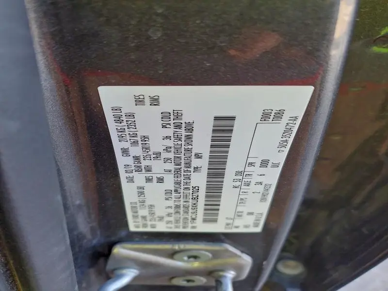 2019 FORD ESCAPE TITANIUM  