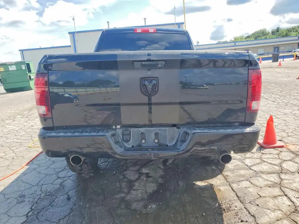 2014 RAM 1500 ST  