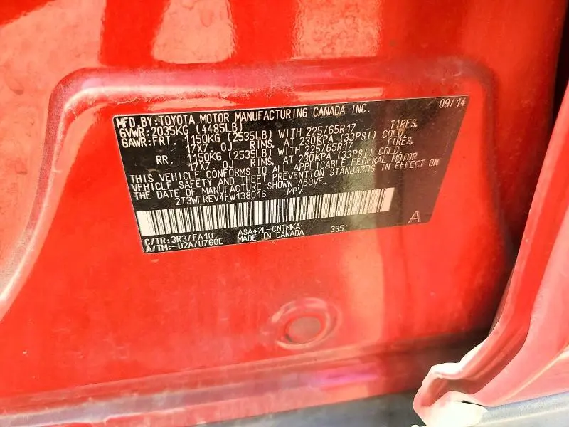 2015 TOYOTA RAV4 XLE  