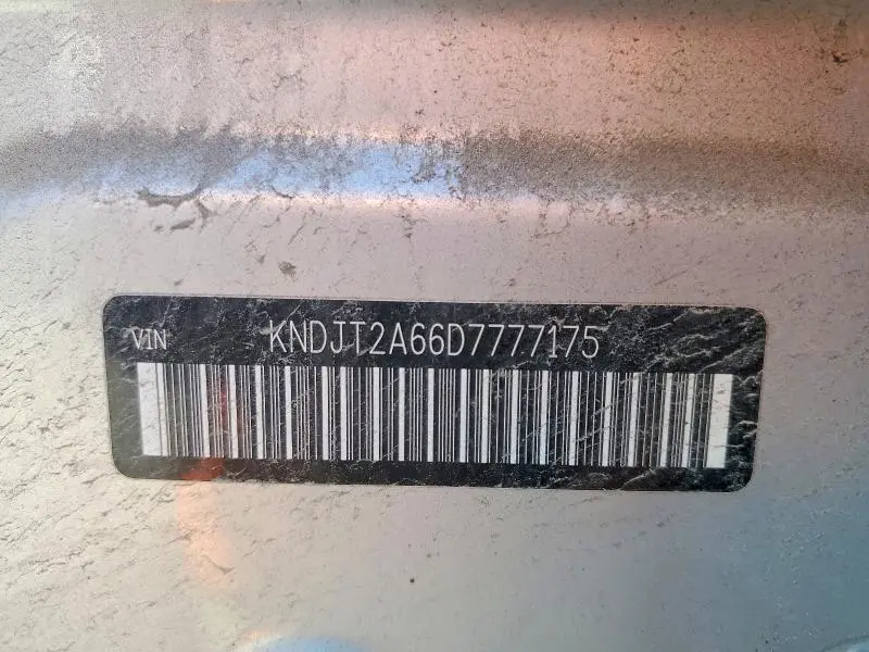 2013 KIA SOUL +  