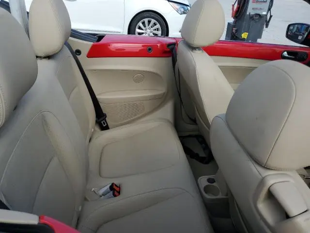 2016 VOLKSWAGEN BEETLE S/SE  