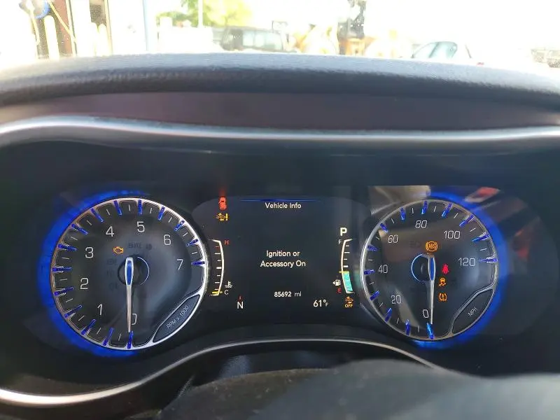 2018 CHRYSLER PACIFICA LIMITED  