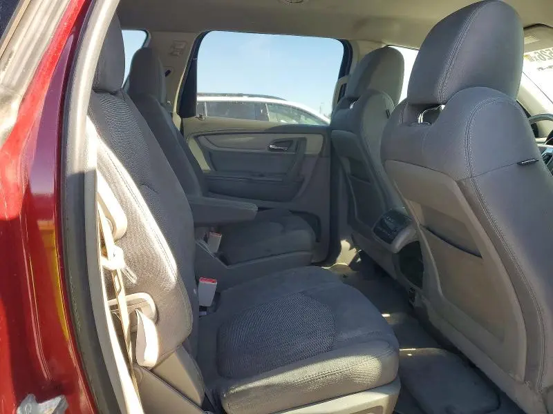 2016 CHEVROLET TRAVERSE LT  