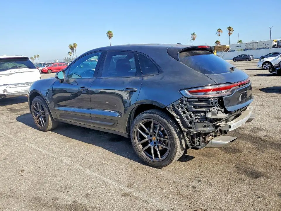 2023 PORSCHE MACAN BASE  
